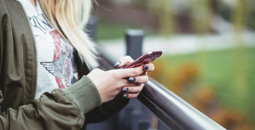 Can You Keep Your Phone In Rehab?